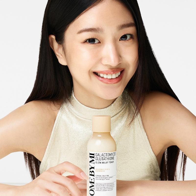 Some By Mi Galactomyces Glutathione Milky Toner with Posing Model
